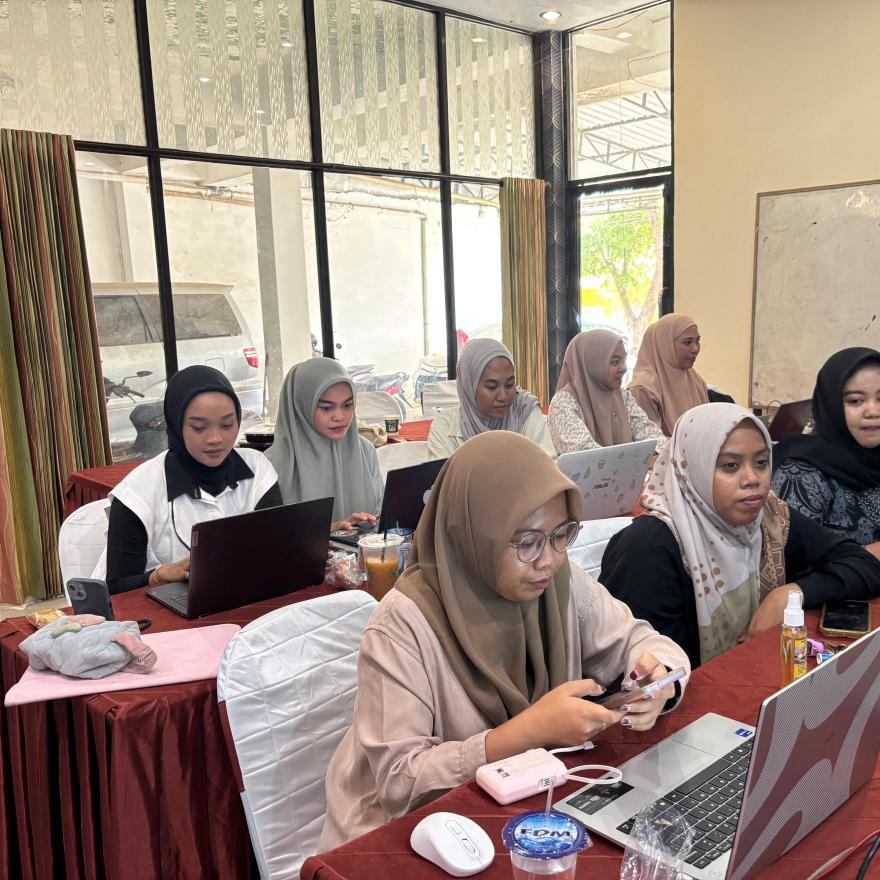 BKAD Sabbangparu Gelar Pelatihan Website Desa, Perkuat Kapasitas Perangkat Desa dalam Pengelolaan In